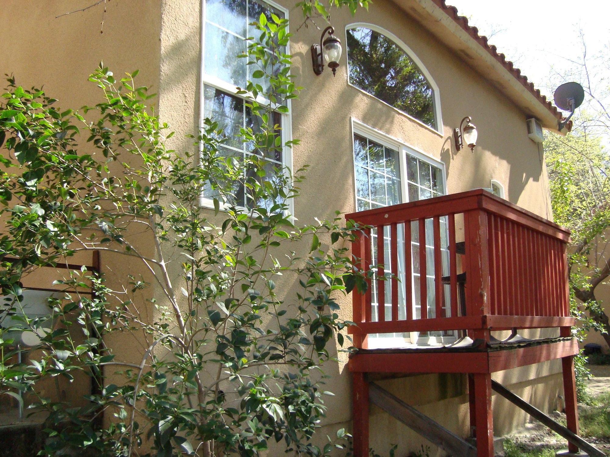 Sequoia Riverfront Holiday park 2*