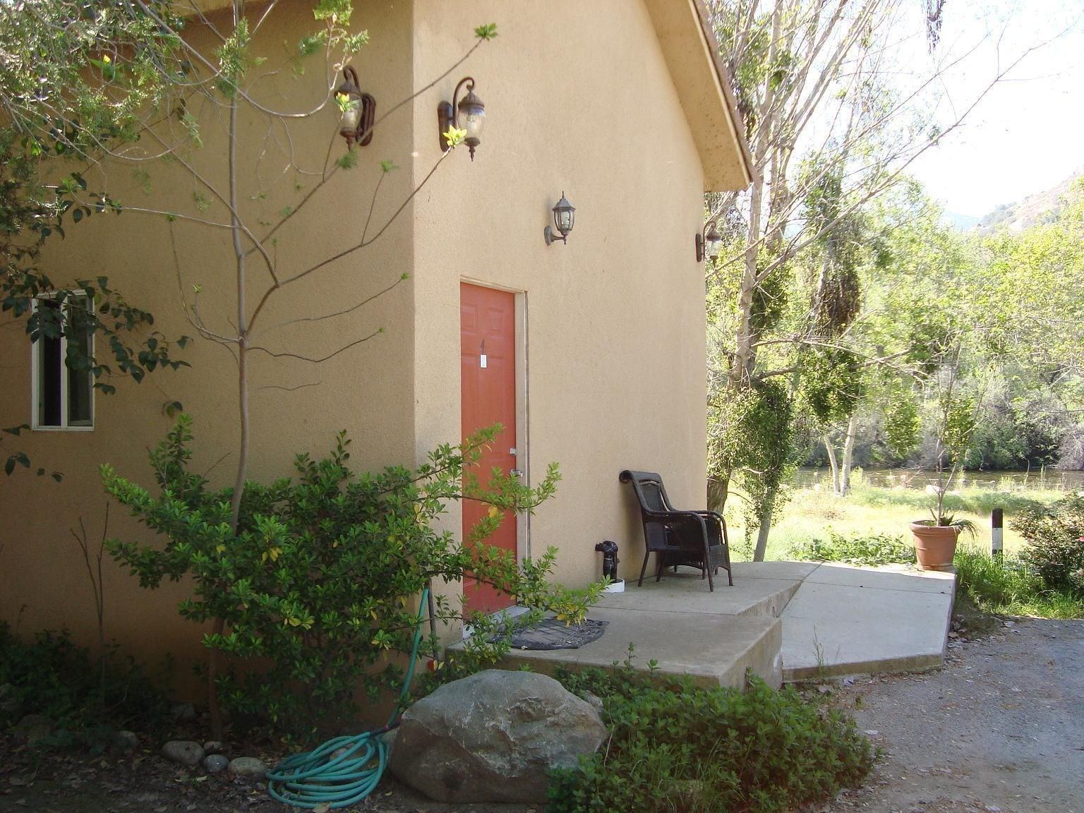 Sequoia Riverfront Holiday park 2*