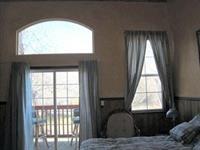 Sequoia Riverfront 2*