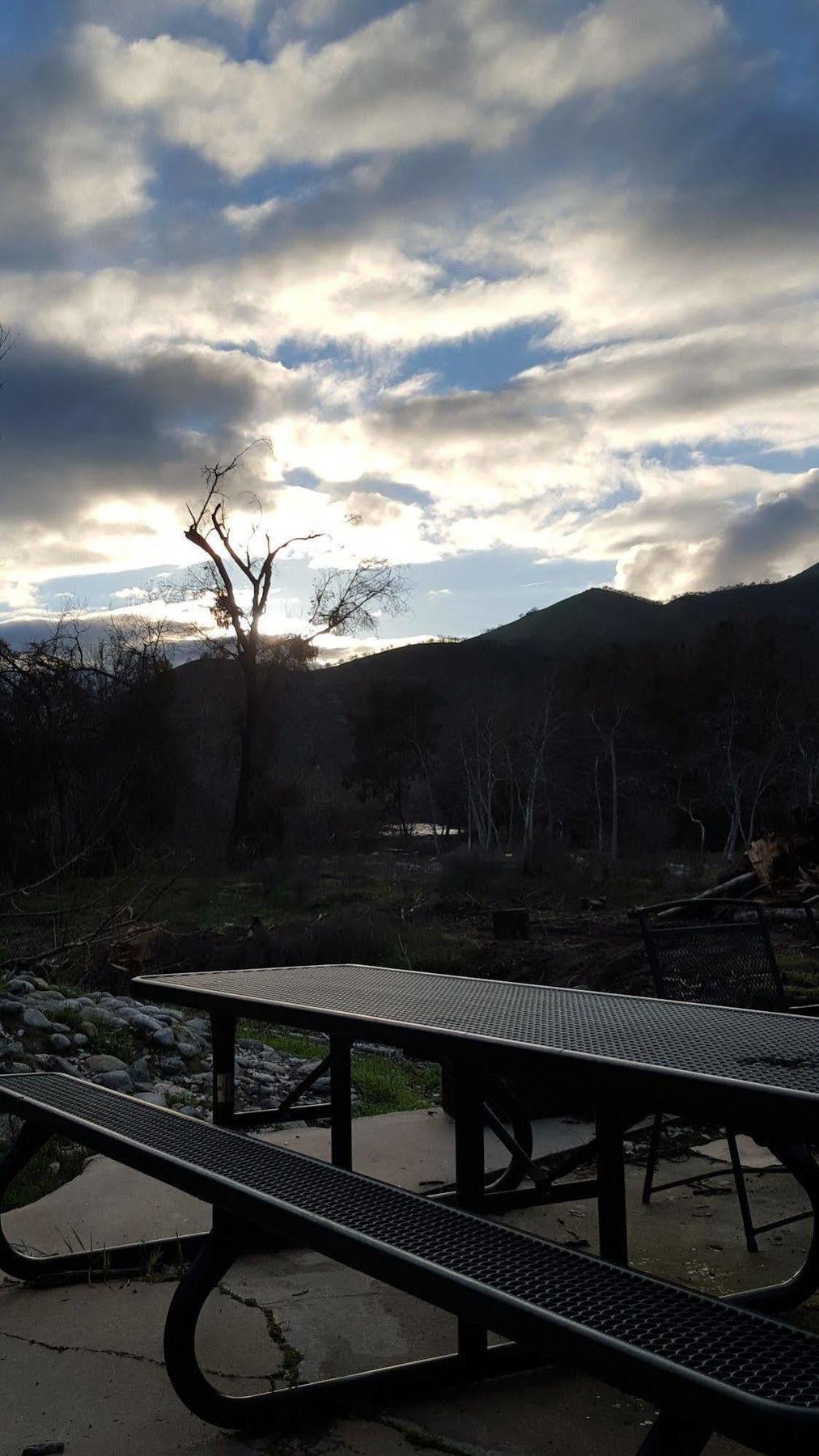 Sequoia Riverfront Holiday park 2*